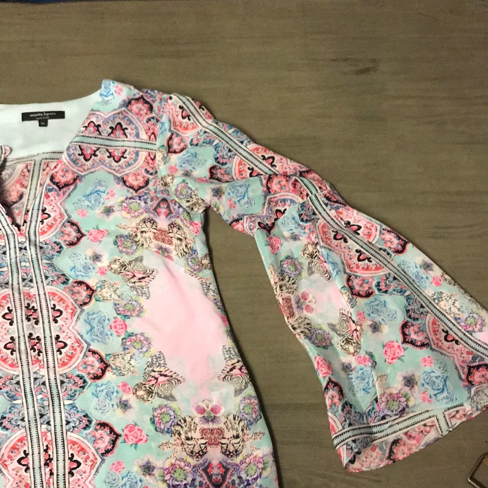 Flares sleeves tunic
